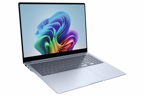 SAMSUNG Galaxy Book4 Edge 39,6cm (15,6